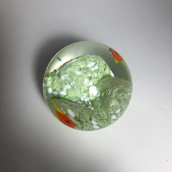 🛒 $15 Glass Art Paper Weight Fish 3" #82-2 - Picture 2 of 7